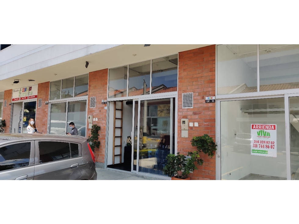 LOCAL DISPONIBLE EN VENTA MALL PIETRASANTA — foto 2