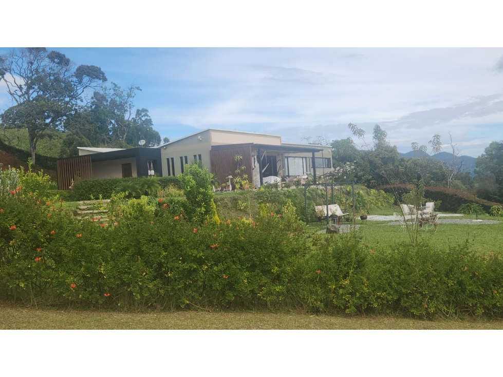 CASA CAMPESTRE EN VENTA, SECTOR EL TAMBO, LA CEJA