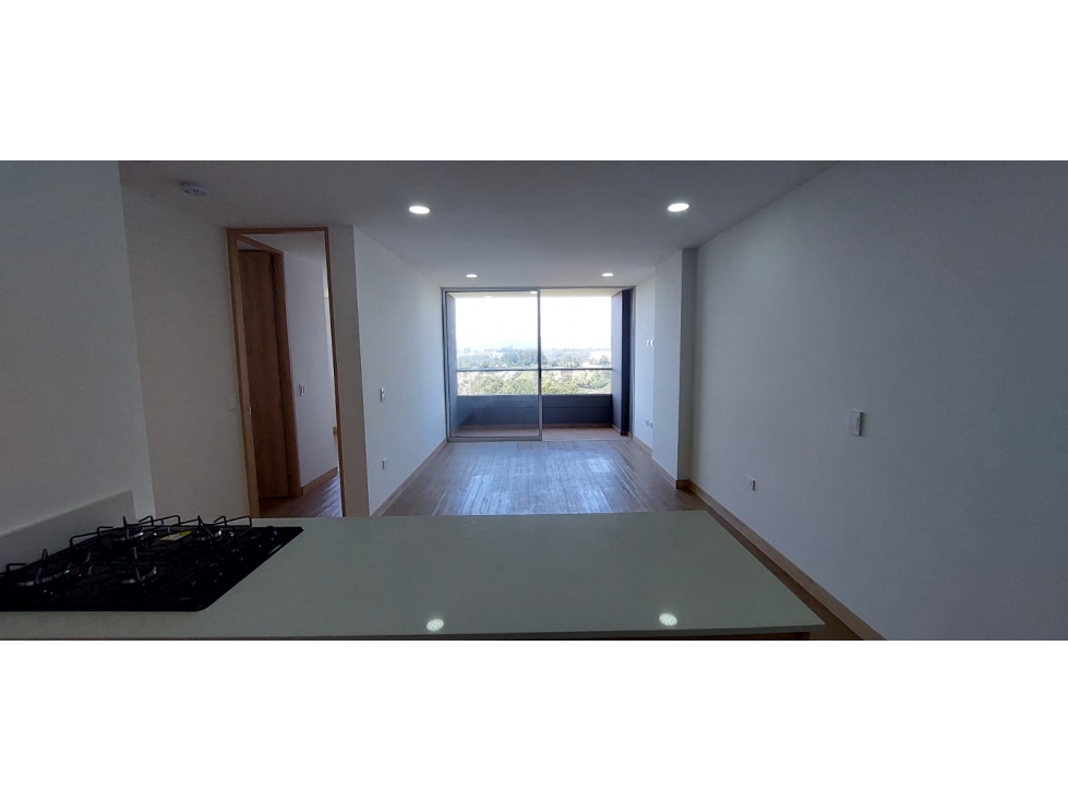 SE VENDE APARTAMENTO EN ALCARAVANES,MARINILLA — foto 2