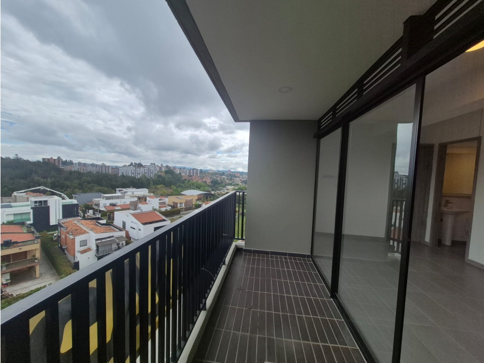 Se vende Apartamento en el piso 8 ubicado en la unidad Cámbulo — foto 6