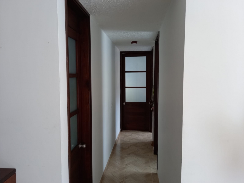 APARTAMENTO EN VENTA, TORRE LOS SAUCES, EL RETIRO — foto 2