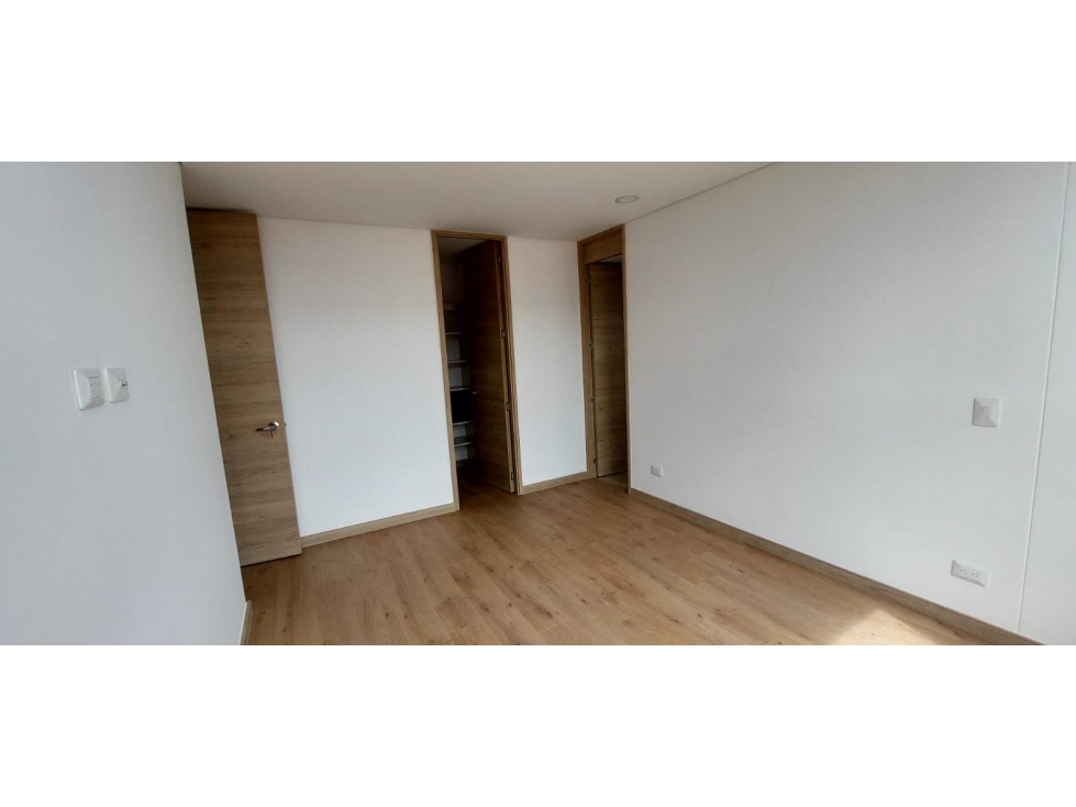 SE VENDE APARTAMENTO,LA PROVINCIA,SECTOR LA SOMER RIONEGRO — foto 2