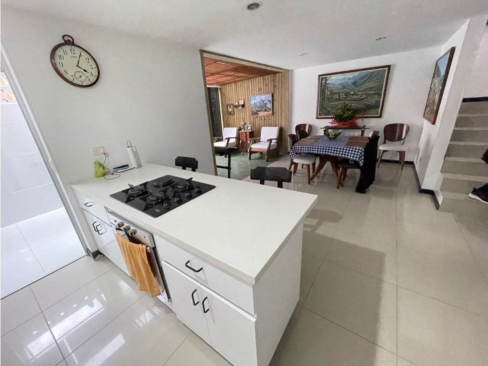 SE VENDE CASA SECTOR LOS COLEGIOS,RIONEGRO — foto 2