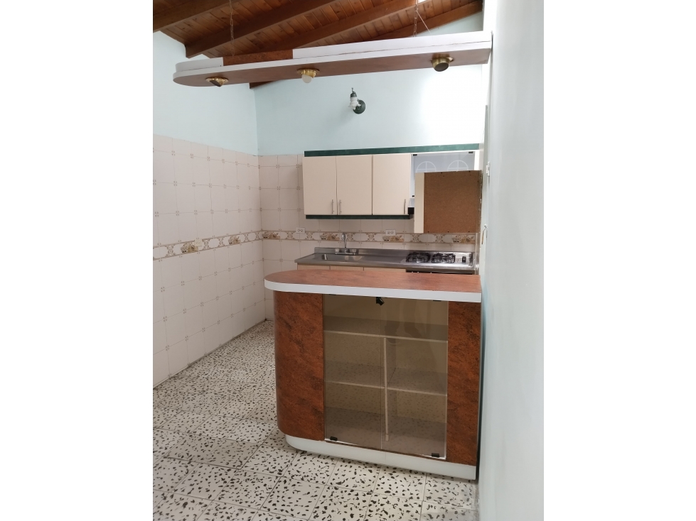 SE VENDE APARTAMENTO EN MANRIQUE,MEDELLIN — foto 2