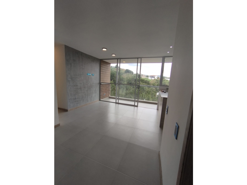 SE VENDE APARTAMENTO EN LORIENT,LA CEJA — foto 2