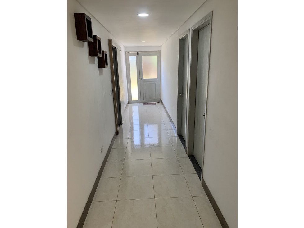 SE VENDE CASA CON LOCAL EN SECTOR CENTRO DE LA CEJA — foto 2