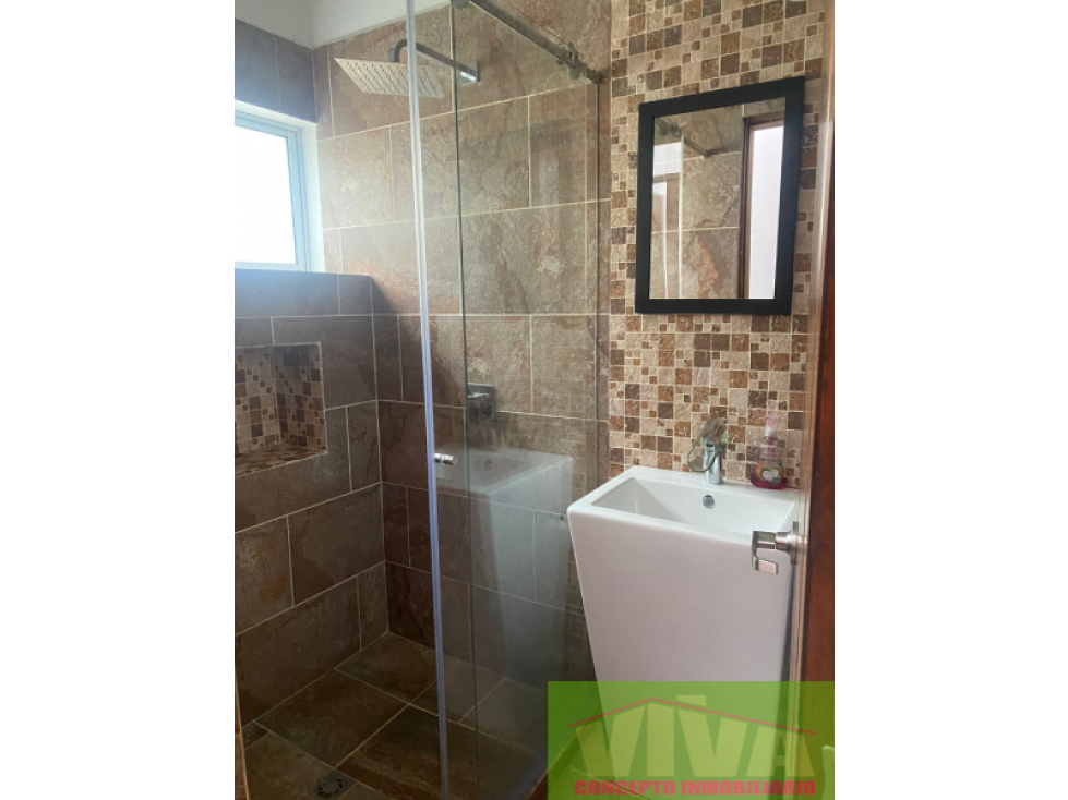 SE VENDE CASA EN ALCARAVANES, MARINILLA - 2