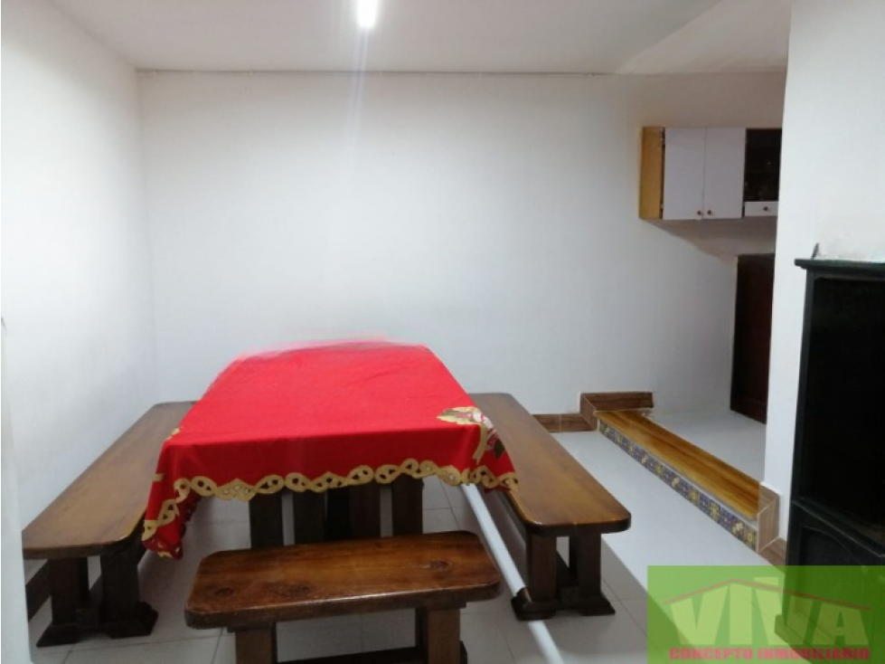 SE VENDE CASA EN CENTRO DE RIONEGRO — foto 2
