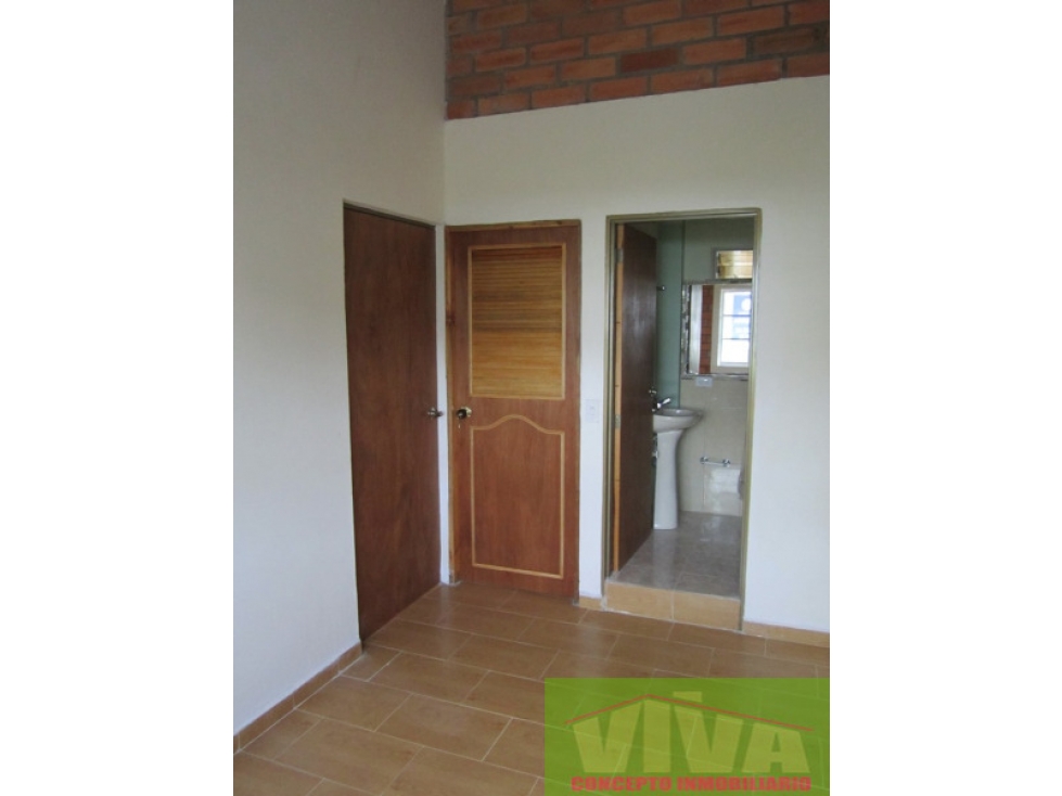 SE VENDE CASA EN SAN ANTONIO DE PEREIRA — foto 2