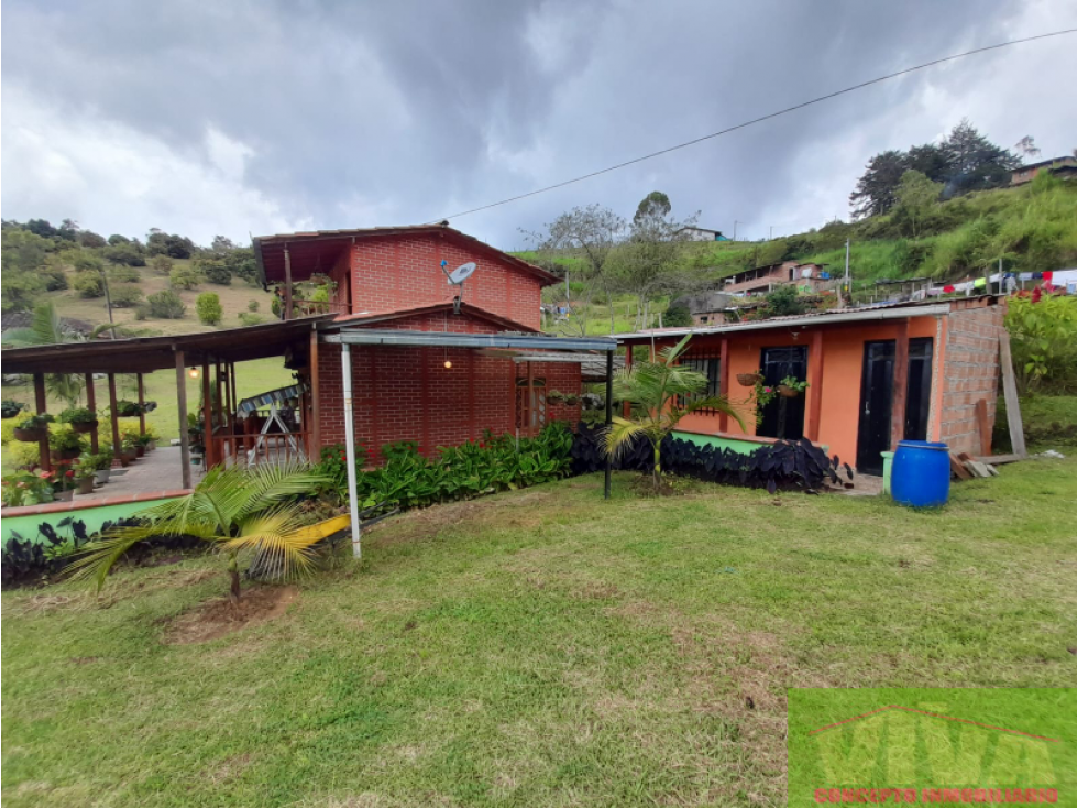 SE VENDE FINCA EN VEREDA LA ALDANA,EL SANTUARIO - 2