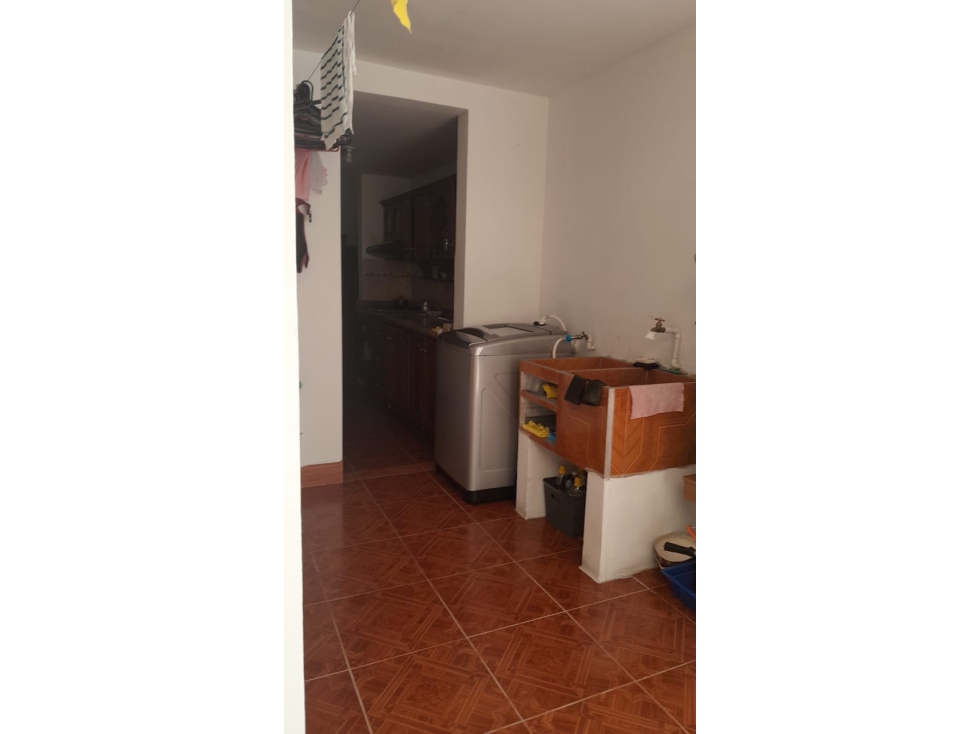 CASA E VENTA, QUINTAS DEL CARRETERO, RIONEGRO — foto 3