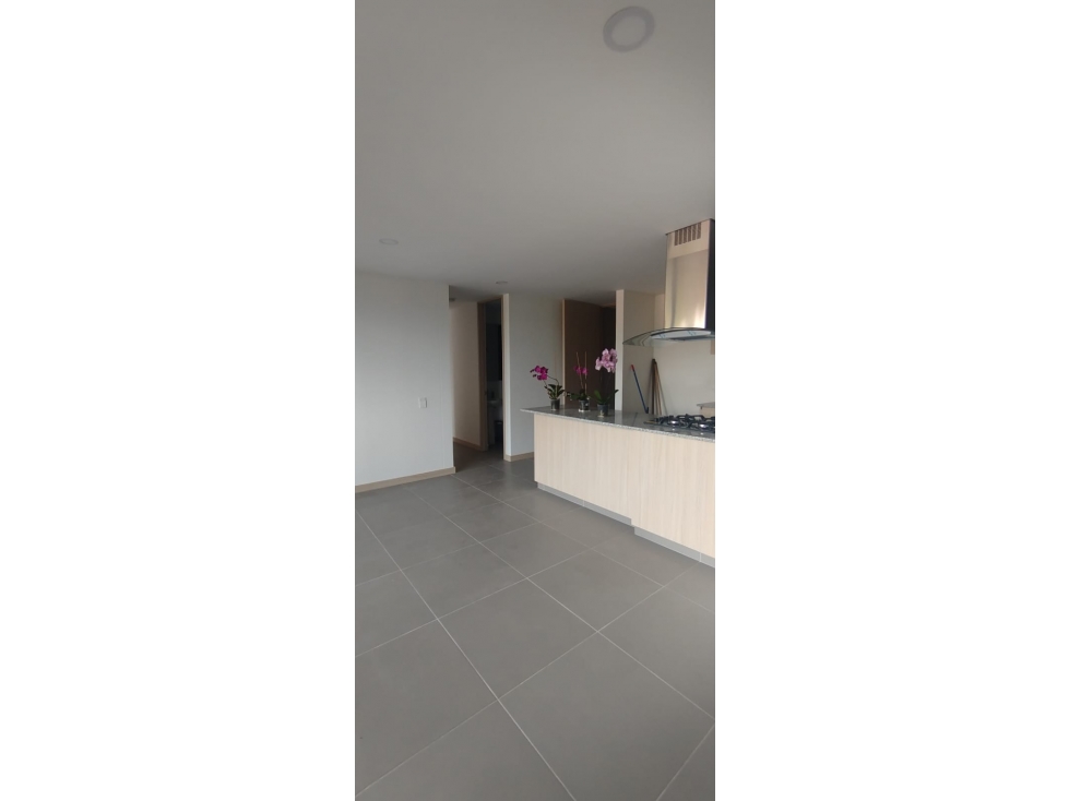 APARTAMENTO EN VENTA, RETIRO DE AVIGNON, EL RETIRO — foto 2