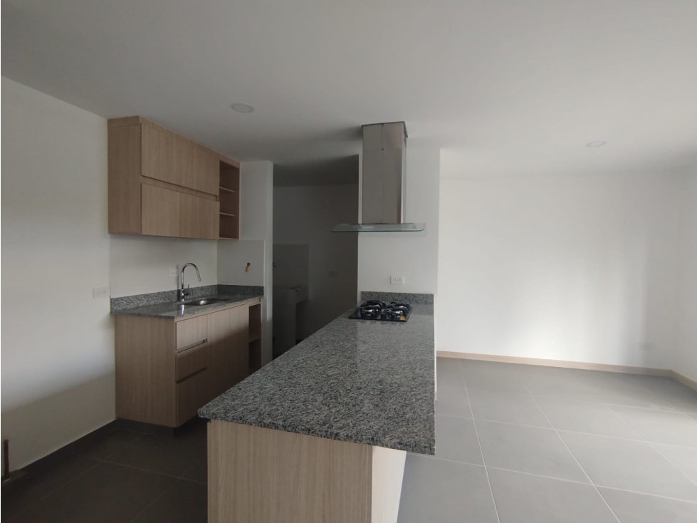 APARTAMENTO EN VENTA, RETIRO DE AVIGNON, EL RETIRO — foto 2