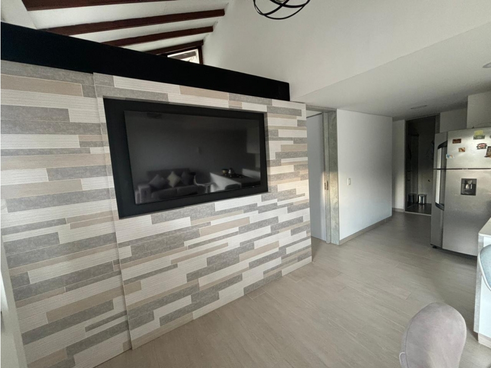 SE VENDE APARTAMENTO,EL EL SANTURAIO,DIFICIO LOS COLORES DEL ARCOIRIS — foto 3