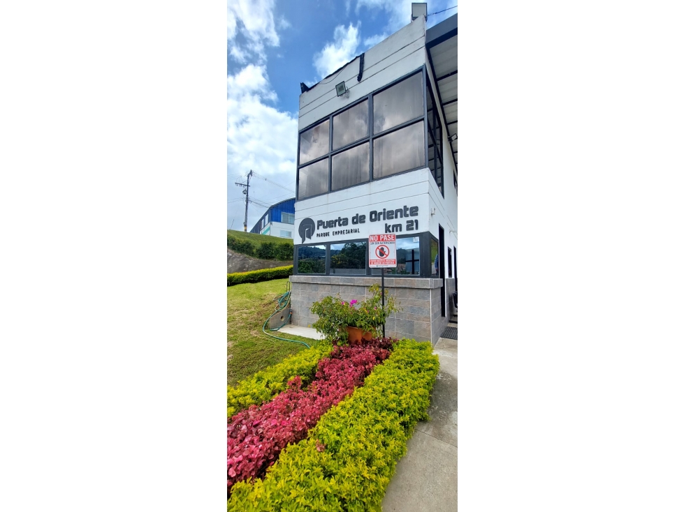 SE VENDE LOTE,CENTRO EMP.PUERTA DE ORIENTE,GUARNE — foto 3