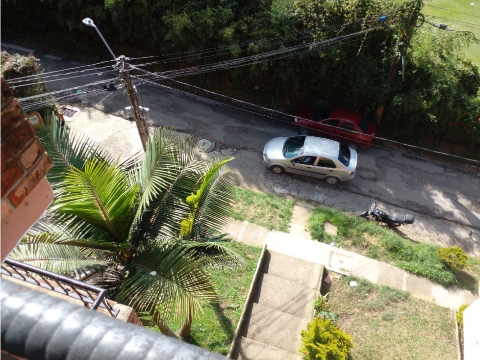 SE VENDE APARTAMENTO EN EL SANTUARIO — foto 3
