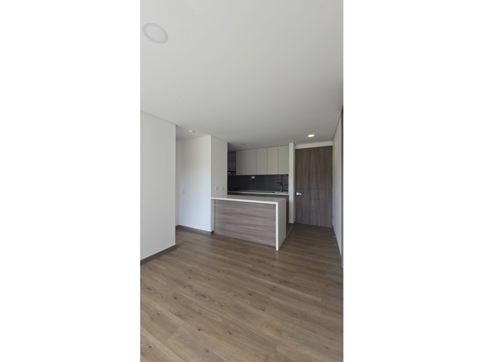 APARTAMENTO EN VENTA, ENTRE VERDES, EL RETIRO — foto 2