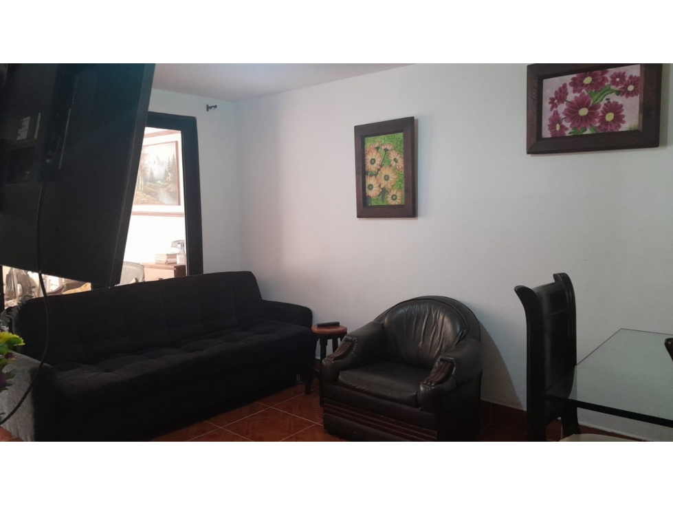 CASA E VENTA, QUINTAS DEL CARRETERO, RIONEGRO — foto 5