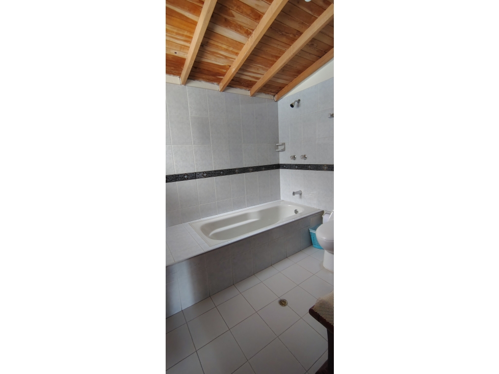 Se vende casa — foto 3