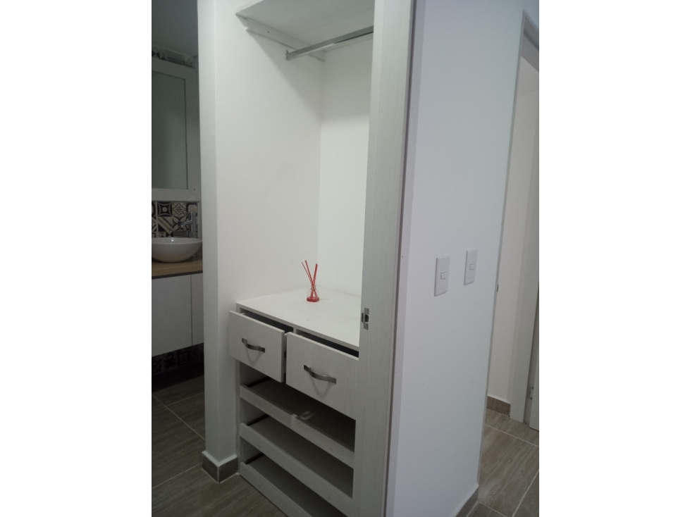 SE VENDE APARTAMENTO,EN RIONEGRO,EDIFICIO TORREON LOS LAURELES — foto 5