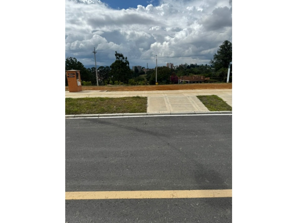 SE VENDE LOTE EN SAN ANTONIO DE PEREIRA — foto 4