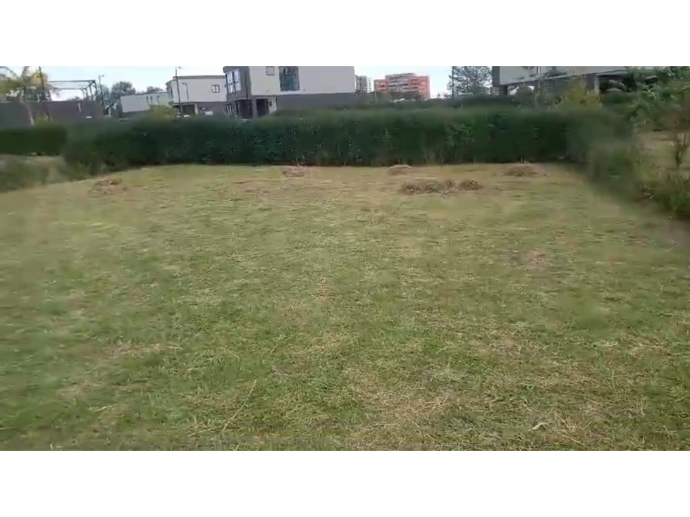 SE VENDE LOTE EN UNIDAD CERRADA,LLANOGRANDE — foto 4