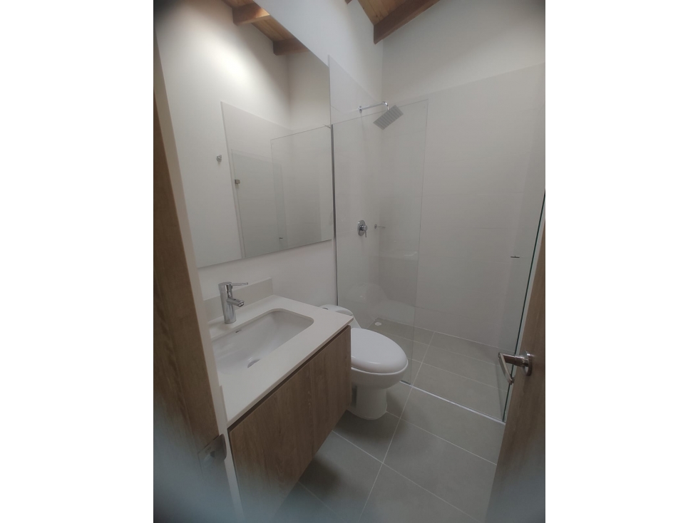 SE VENDE CASA EN LAS AFUERAS DE LA CEJA — foto 4