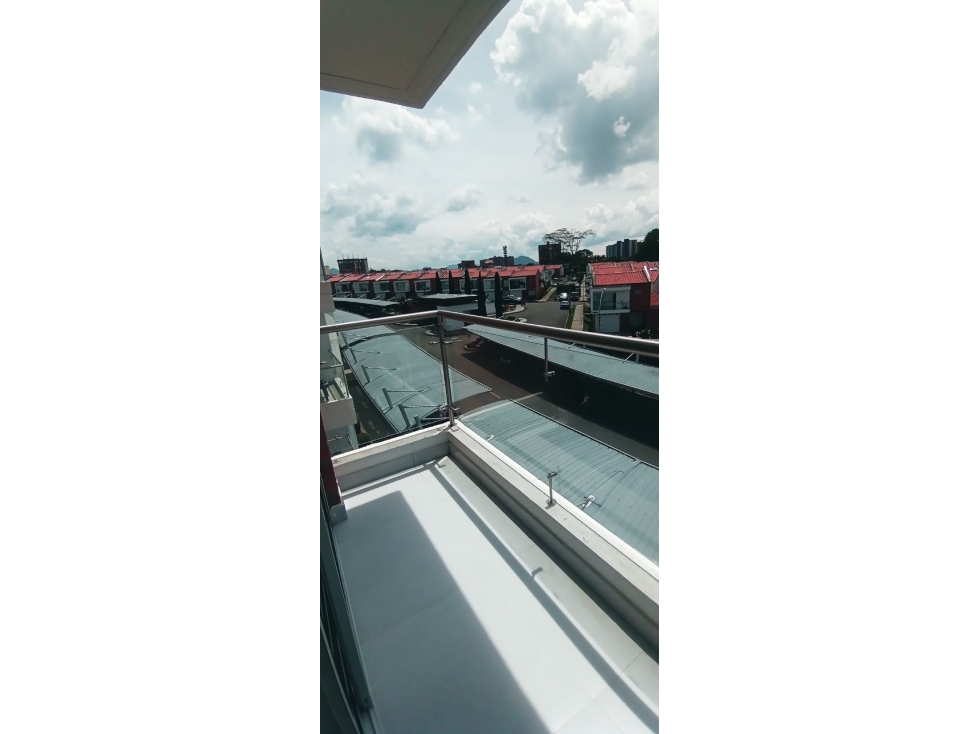 APARTAMENTO EN VENTA, URBANIZACION PIETRASANTA, RIONEGRO