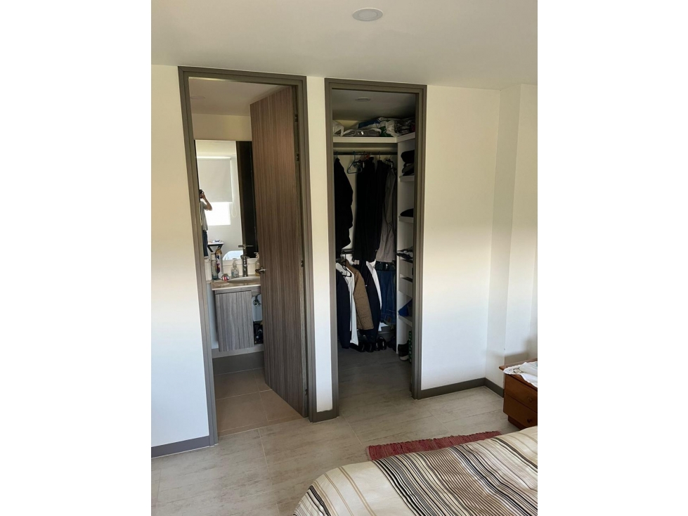SE VENDE APARTAMENTO EN RIOGRANDE HABITAT,SECTOR LOS COLEGIOS. — foto 5