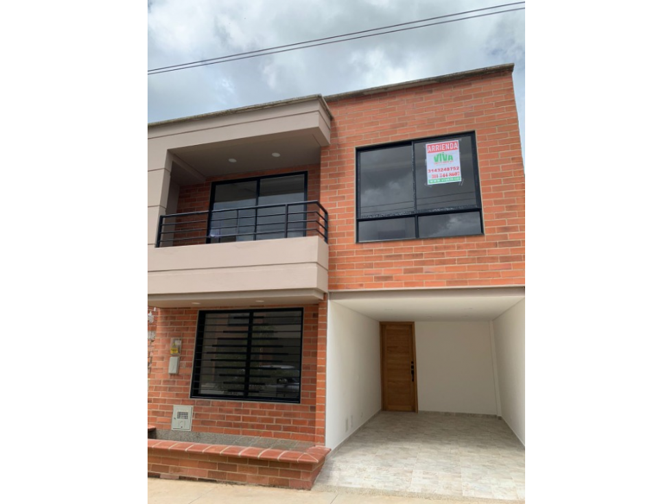 CASA EN VENTA, JARDINES DE LA COLOMBIERE, LA CEJA