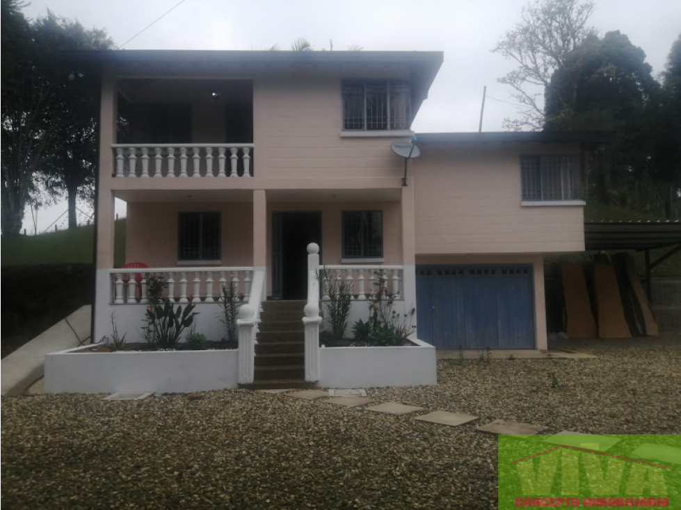 SE VENDE FINCA EN EL CHOCHO MAYO,MARINILLA — foto 2