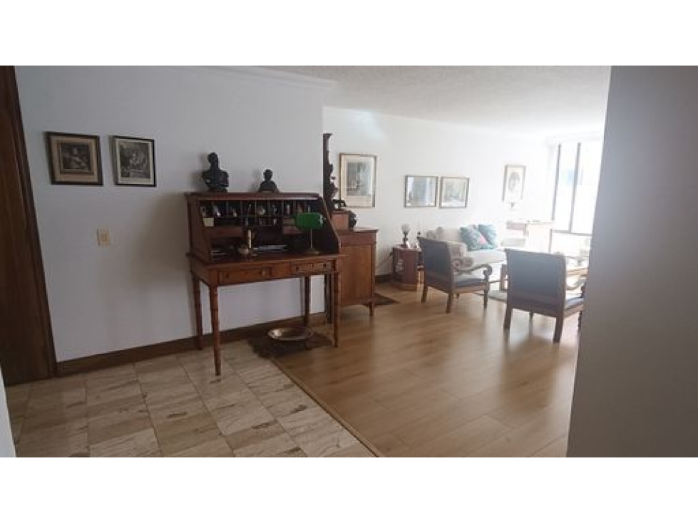 Apartamento Esquinero en Venta en Edificio El Cedral — foto 6