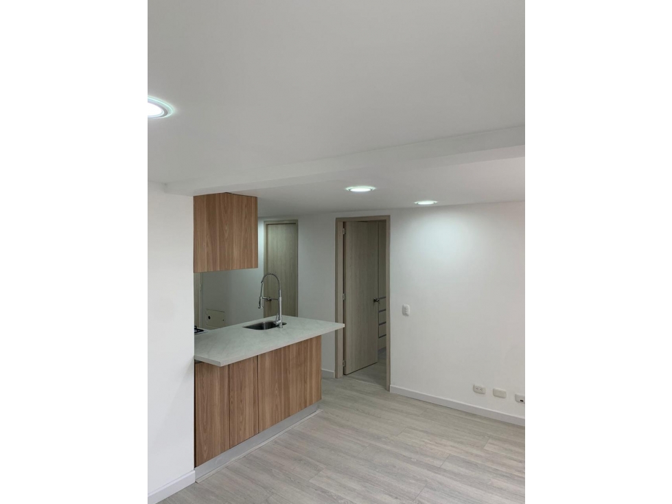 Apartamento en venta en la Felicidad, Los Nogales — foto 3