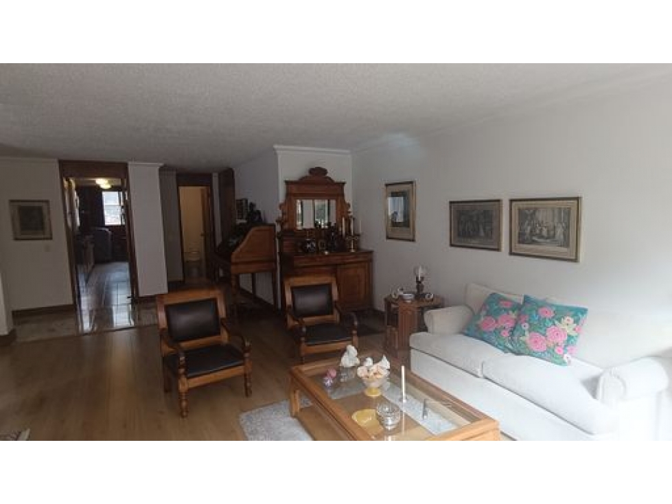 Apartamento Esquinero en Venta en Edificio El Cedral — foto 5