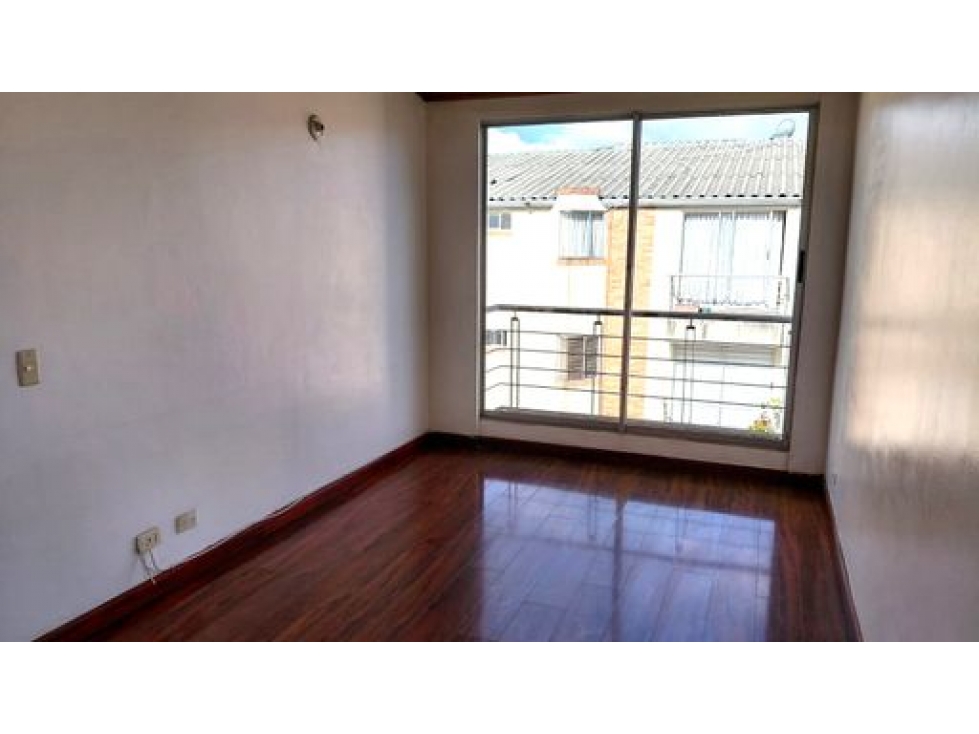 Apartamento en Venta en Conjunto Residencial San Pedro Plaza 3 — foto 2