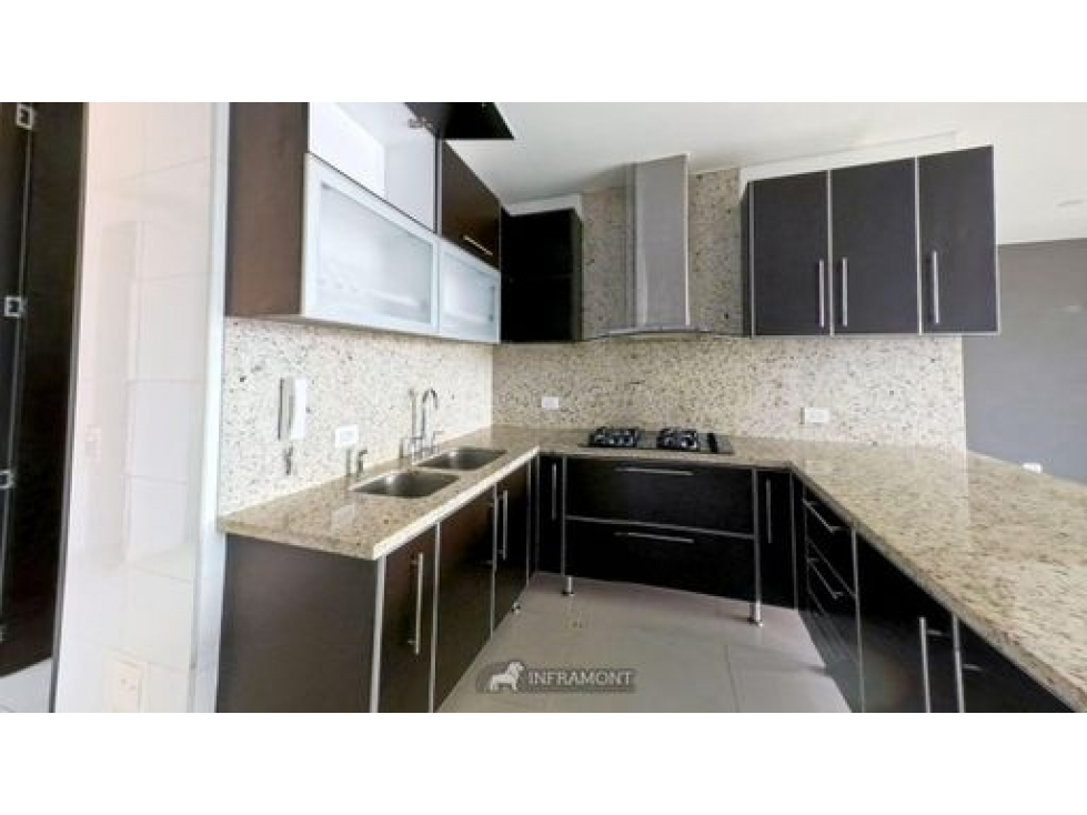 Apartamento en Venta en Conjunto Residencial Provenza Imperial