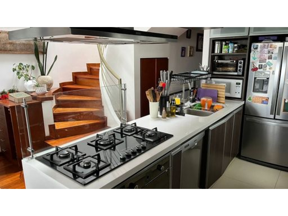 Apartamento PH Dúplex en Venta en Chapinero Alto 141