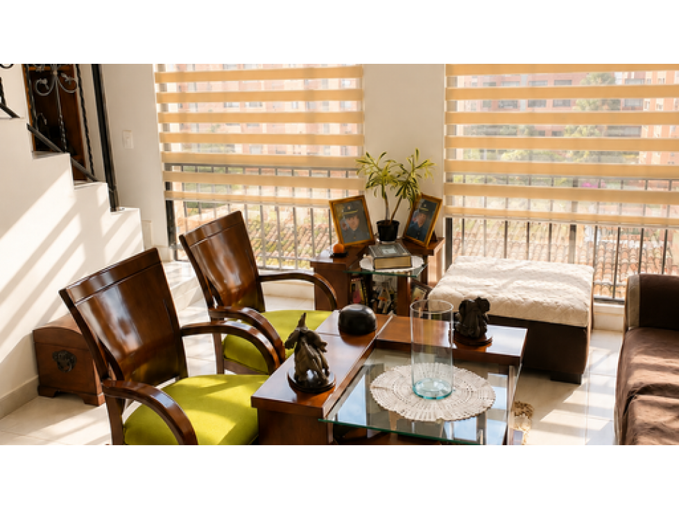 Apartamento Dúplex en Venta en Cedritos — foto 2