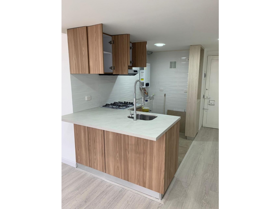 Apartamento en venta en la Felicidad, Los Nogales — foto 2