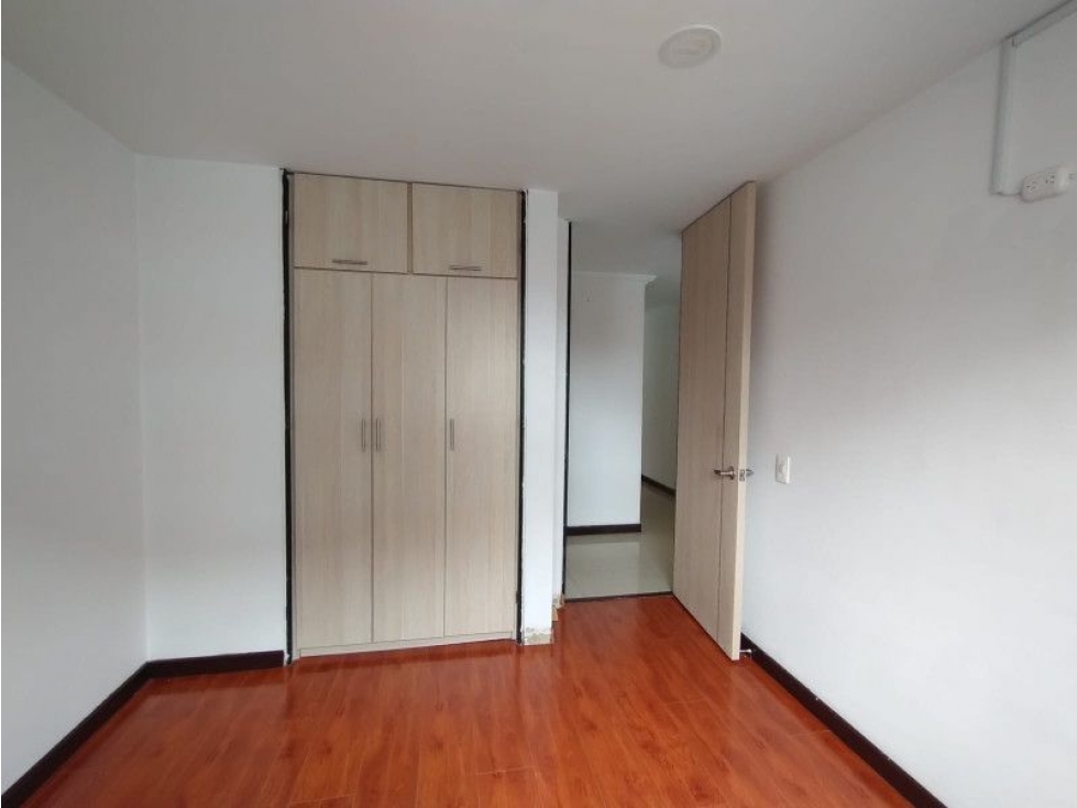 Apartamento en Venta en Conjunto Residencial Parques De La Colina — foto 6