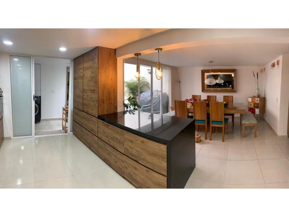 Casa Amoblada en Venta en Modelia, — foto 2