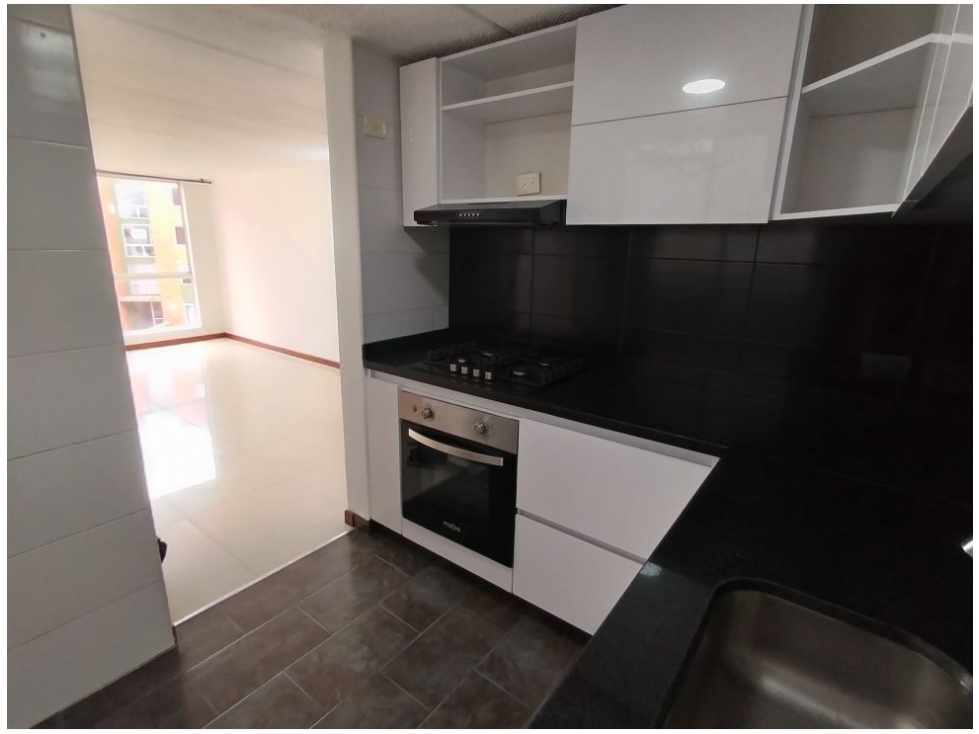 Apartamento Dúplex en Venta en Parques de Modelia — foto 2