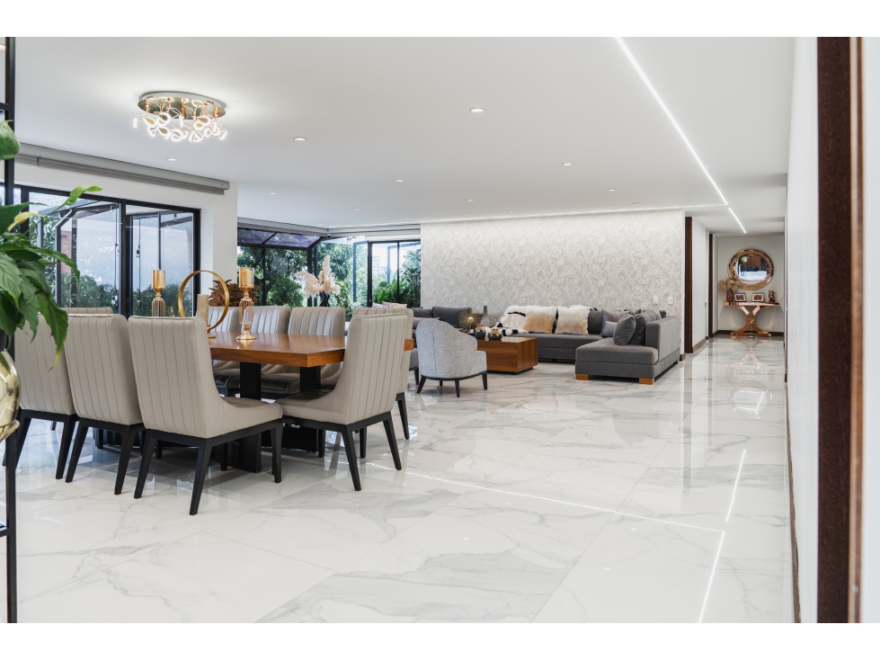 APARTAMENTO EN VENTA CON TERRAZA EN SECTOR LOS BALSOS, EL POBLADO. — foto 2