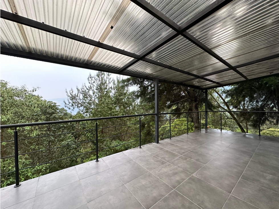 SE VENDE CASA CAMPESTRE EN CALDAS VEREDA LA MIEL - 2