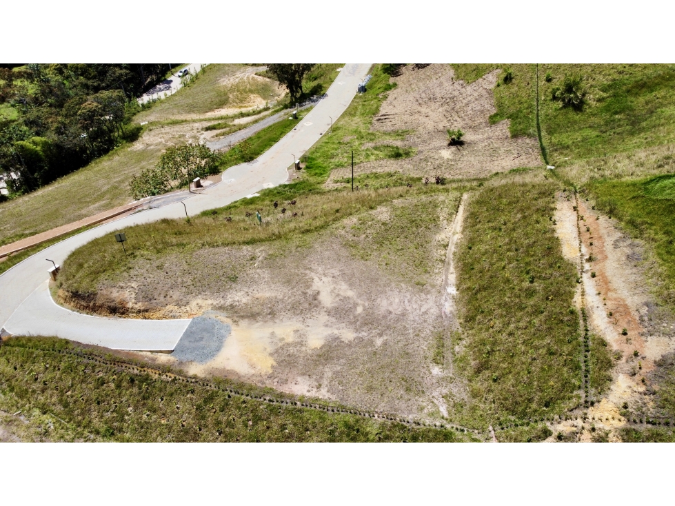 VENTA DE LOTE EN PARCELACION EN EL RETIRO