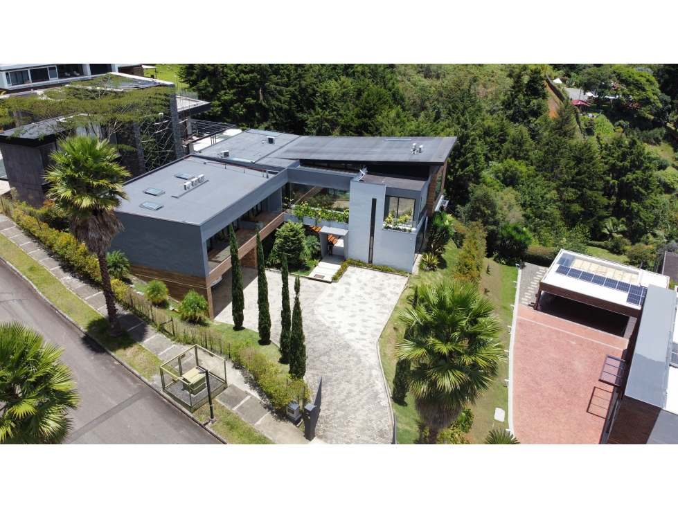 LUJO, VISTA Y TECNOLOGÍA: LA CASA DE TUS SUEÑOS EN LAS PALMAS