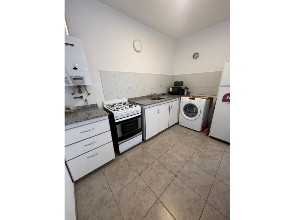 Oportunidad Alto Alberdi 1 Dor con Patio - 3