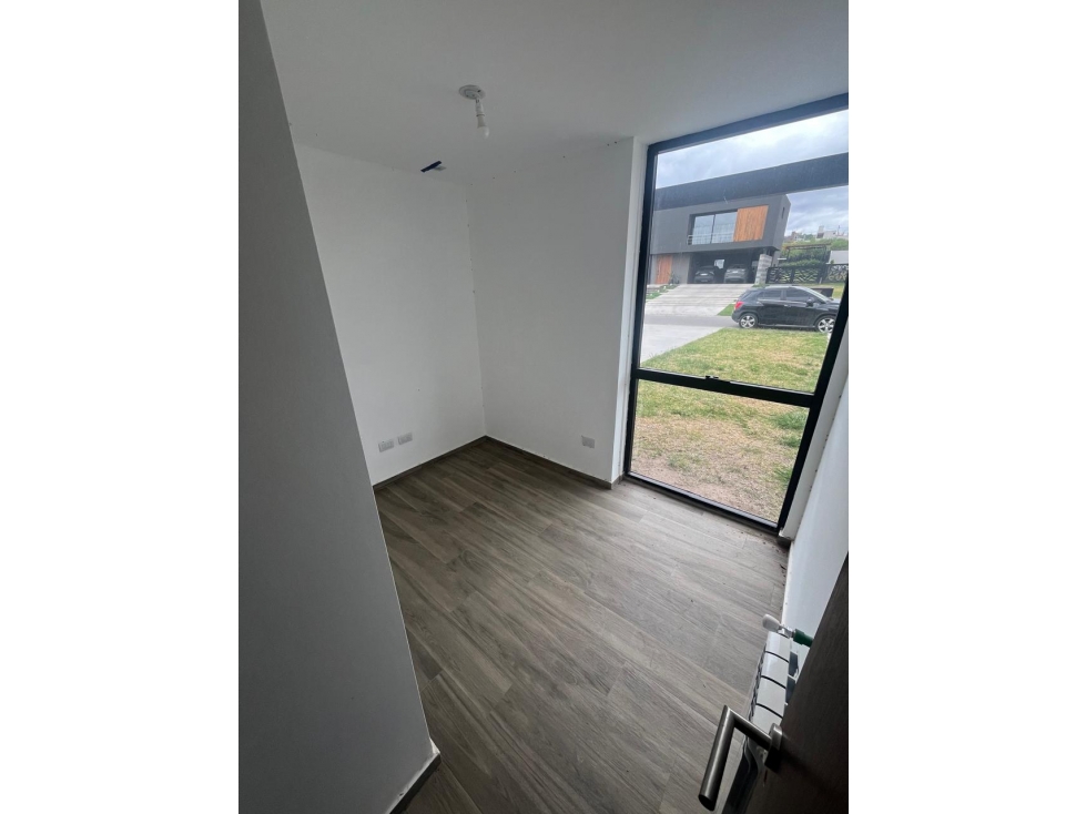 La Arbolada Espectacular Casa a Estrenar 3 Dor 3 Baños Escritorio — foto 5