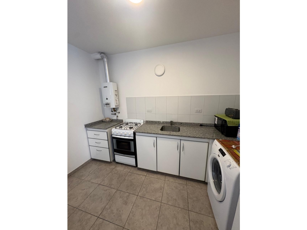 Oportunidad Alto Alberdi 1 Dor con Patio - 5