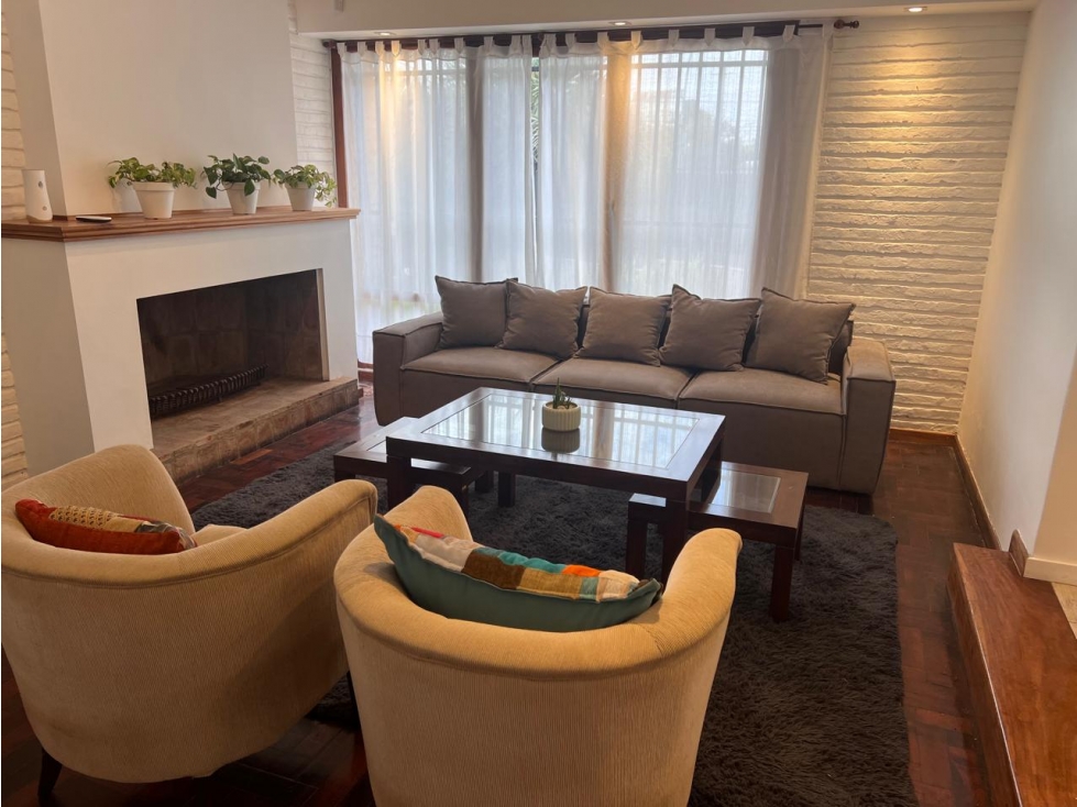 Casa en Alquiler Amoblada Cerro de las Rosas Zona Norte, Córdoba — foto 2
